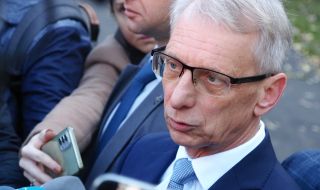 Николай Денков: Всички ръководители на служби са назначени еднолично от президента чрез служебните правителства