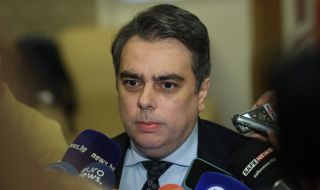 Експерт: Финансовият министър вижда големия шанс за 3% дефицит в преборване на сивата икономика