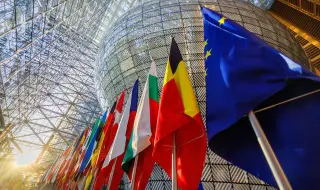 ЕС подготвя ново затягане на визите за руски граждани