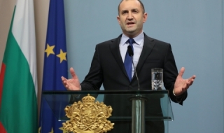Радев ще участва в Мюнхенската конференция за сигурността