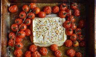 Рецепта за вечеря: Фета паста с чери домати