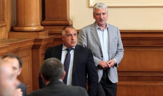 Борисов: Не мога да смятам какво смята Орешарски