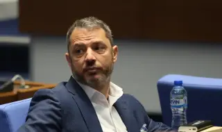 Делян Добрев: Кирил Петков понесе отговорност, без да е пряко замесен