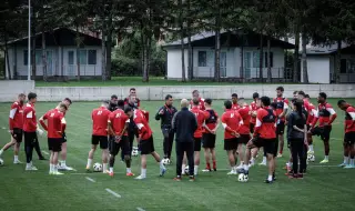 ЦСКА с първа тренировка на нов терен на Панчарево - СНИМКИ