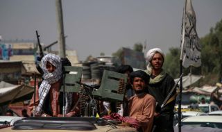 Талибаните забраниха на жените да работят в неправителствени организации
