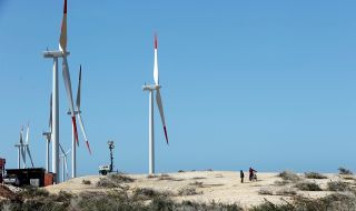 ЕС отчита дефицит от 8,7 млрд. евро в търговията с вятърни турбини, слънчеви панели и течни биогорива