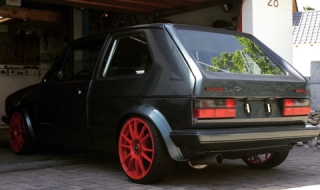 Продава се Golf GTI &quot;единичка&quot; за €19 000