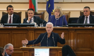Сидеров към ГЕРБ и БСП: Не се дръжте като безсмъртни!