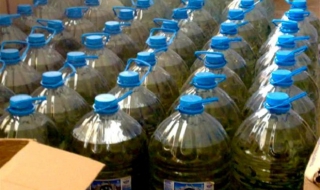 Разбиха депа за нелегални ракия и цигари