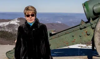 Елеонора Митрофанова: Безмилостно пренаписват летописа на българското Освобождение