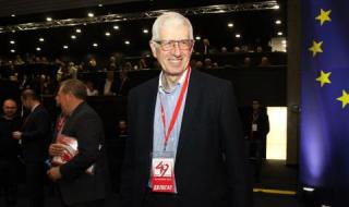 Румен Овчаров: Подкрепям Нинова по две причини