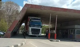Интензивен е трафикът на камиони на ГКПП „Видин“ и „Кардам“