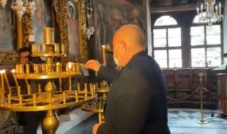 Бойко Борисов пали свещи в Рилския манастир, извинява се (ВИДЕО)