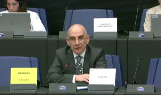 Волгин към Хаджа Лабиб: Не ни подготвяйте спасителни ранички с фенерче и нокторезачка, а предотвратете войната!