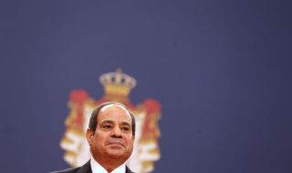 Египетският парламент одобри 13 нови министри 