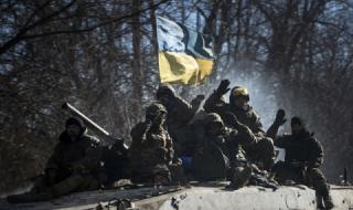 Украински войници на военни учения в Германия