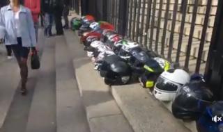 Мотористи протестираха пред Съдебната палата