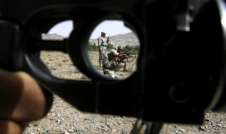 Ислямисти избиха 12 души в магазини за алкохол в Багдад