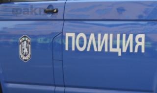 Opel удари патрулка до Бояна в София