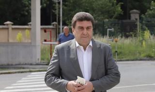 Разпитваха час Валентин Златев, ще съди Валери Симеонов  
