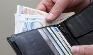 Държавният дълг нараства с 67% при Кирил Петков
