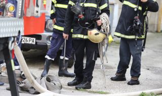Пожар в Бобошево остави на улицата две семейства