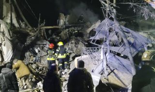 Руска ракета разруши жилищна сграда в Краматорск