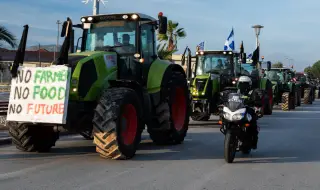 Блокадите по гръцките пътища продължават