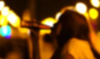 Мъртво пияна рускиня вилня на летище