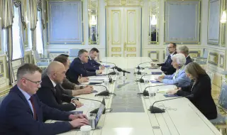 Изчерпване на помощта и финансова пропаст за Украйна