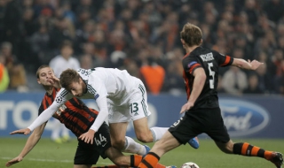 Шестима футболисти на Шахтьор Донецк  отказват да се върнат в Украйна