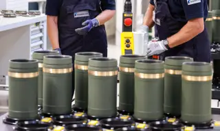 Германия не иска създаването на международна банка за кредитиране на превъоръжаването на ЕС