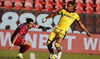 Ботев Пд се изгаври с Армстронг Око-Флекс: Той е с две калъфки