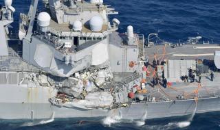 Боен кораб на САЩ се сблъска с търговски съд край Япония (ВИДЕО)