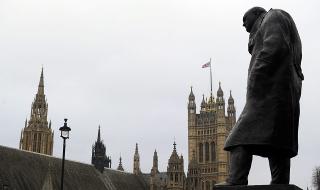 10 май 1940 г. Чърчил става премиер на Великобритания (СНИМКИ)