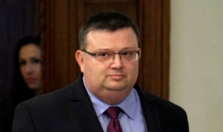 Сотир Цацаров привика шефа на ДАНС и главния секретар на МВР