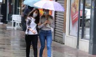 Дъждовете не спират