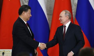 САЩ: Китай помага на Русия да заобиколи санкциите