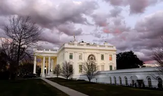 Волгин: Портиерът на Белия дом ги очаква 