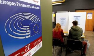 Кой печели изборите във Финландия и Латвия