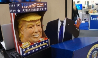 Говореща маска на Тръмп се появи на изложение на играчки в Ню Йорк (ВИДЕО)