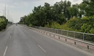 Млад мъж скочи от моста Адата в Пловдив и загина