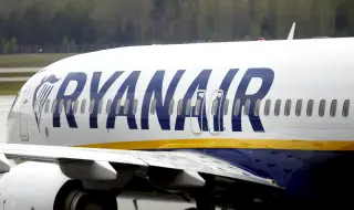 Ryanair спря дейността си на още три летища във Франция заради „астрономически данък“