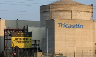 Екоактивисти превзеха френска атомна електроцентрала