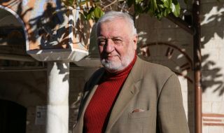 Любомир Канов: Бях арестуван в лекарския си кабинет на 3-ти март 1977 г.