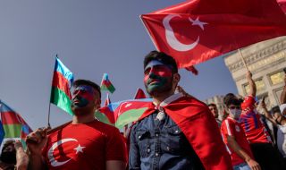 Руска туристка: Никога не си взимайте мъж от Азербайджан!