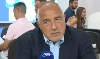 Борисов: Правителството на Румен Радев имитира работа