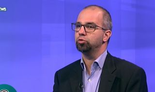 Първан Симеонов: Ако съм на мястото на Радев, ще се дистанцирам от текущото управление