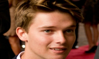 Синът на Арнолд Шварценегер с първа голяма роля в киното