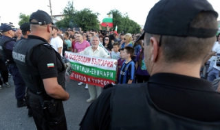 ВМРО с изявление за незаконните постройки в „Орландовци“